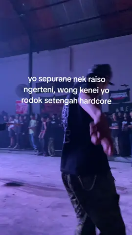 jam piro iki leekk #hardcore #TROBLE #fyp #poppunk 
