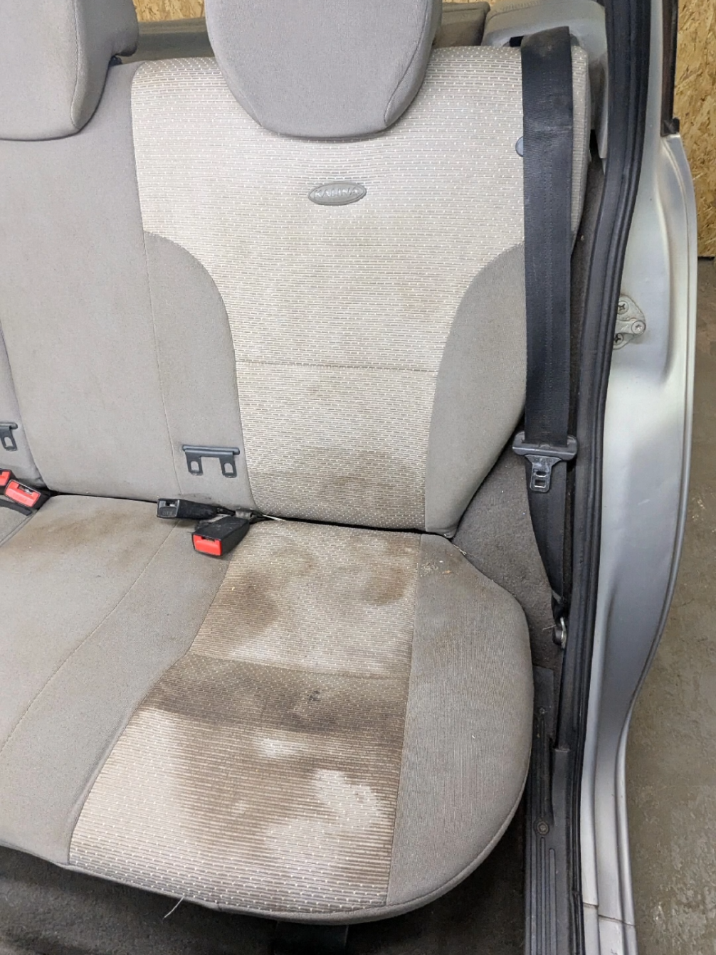 Курск Экспресс химчистка автомобиля. 5 000₽ Запишись 8(919)270-10-11 Сергей #Курск #химчистка  #химчисткаавто 