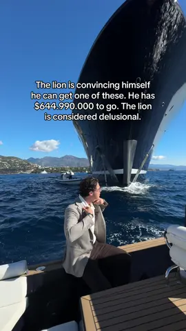 What does he know that I don’t? #yacht #wealth #monaco #lion 