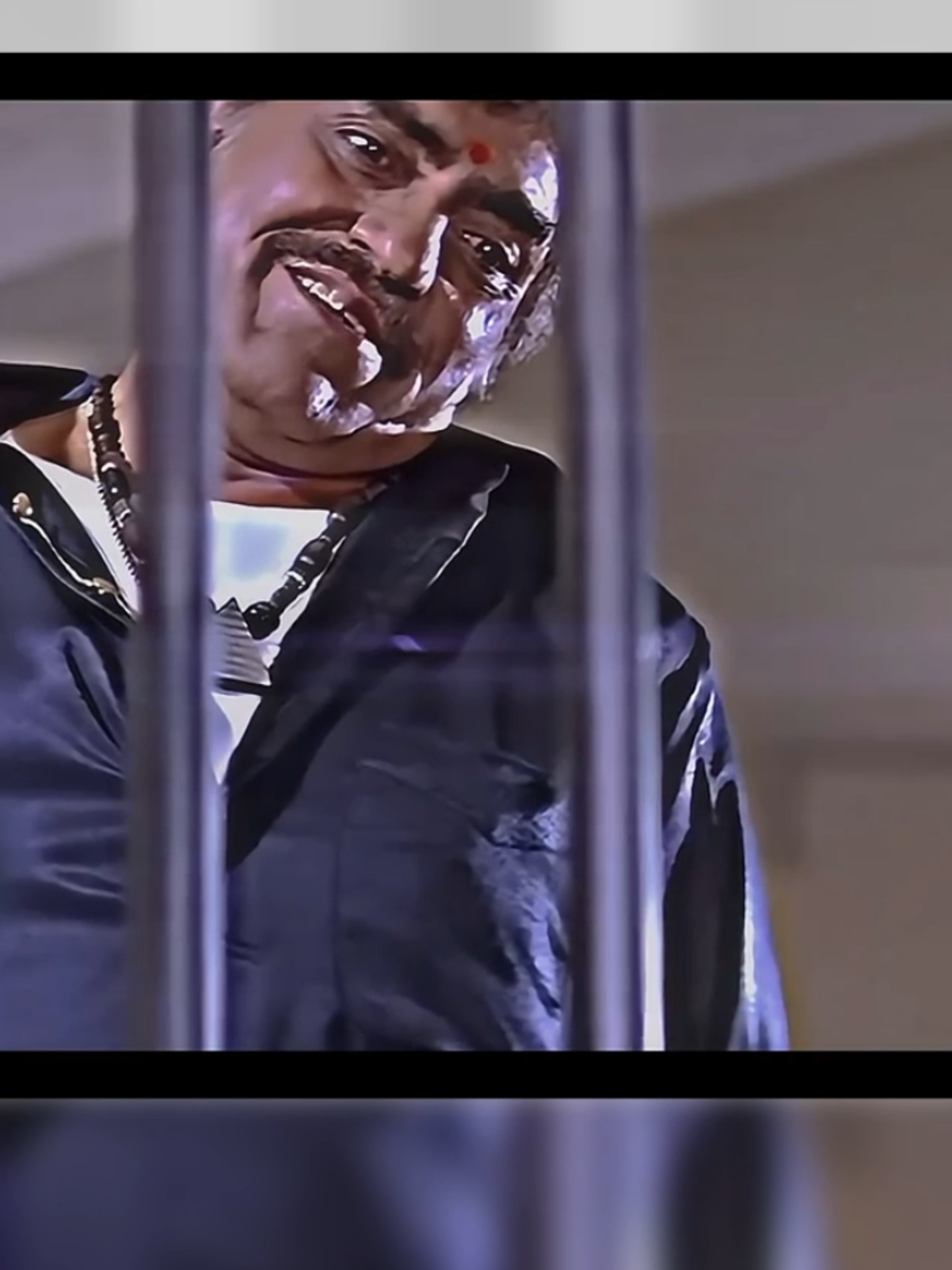 Legendary Bollywood Villain 🎬  Amrish Puri revange Scene#AmrishPuri