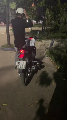 nôn tết qúa #xuhuong #satriaf150 