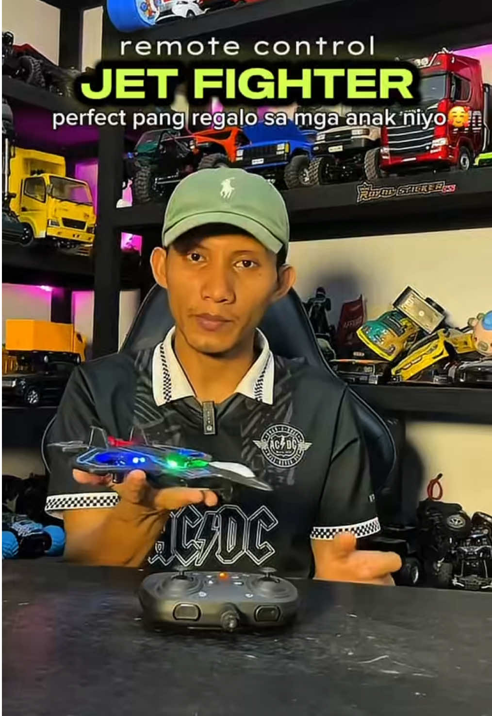 Ito ang magandang i pang regalo sa mga bata dahil napaka mura at nakaka enjoy talaga laruin🥰🥰 #rcjetplane #rccars #toysforkids #rcplane #remotecontroltoy 