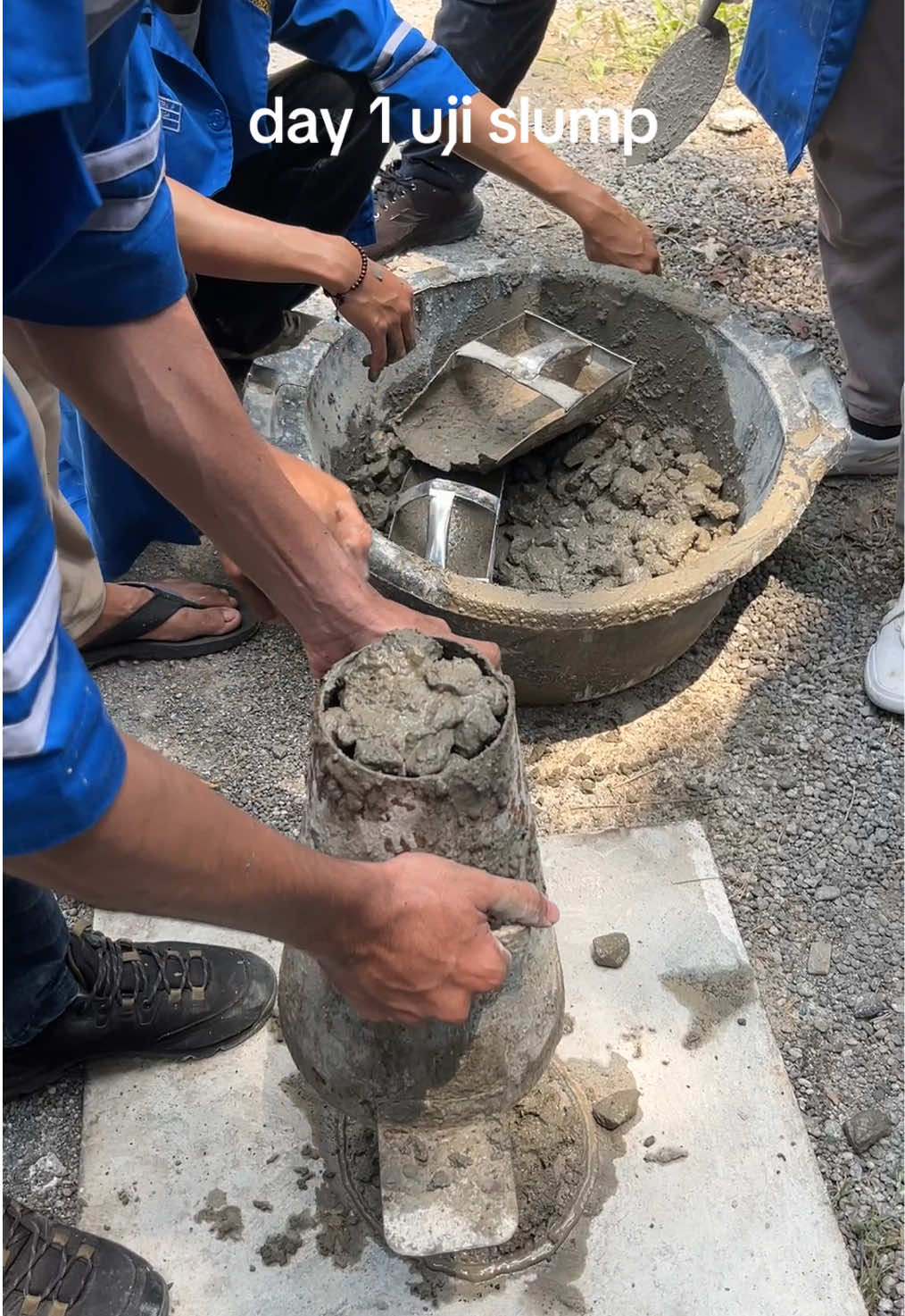 awikwok #ujislump #slumptest #tekniksipil #civilengineering 