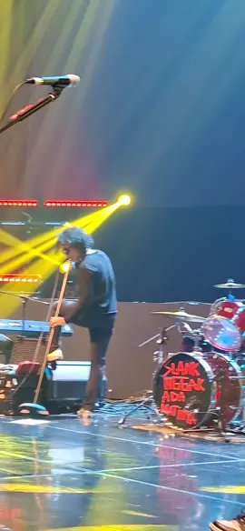 ku tak bisa jauh #slank #slankers #kutakbisajauhdarimu #fyp #balaisarbini 