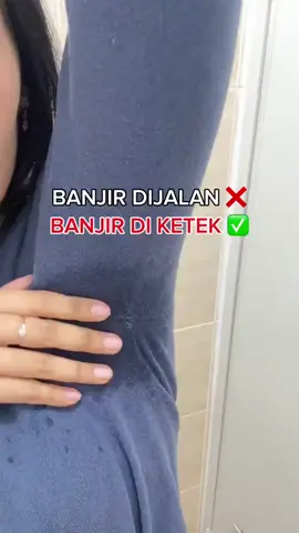 Jangan salahin BMKG kalau ketek banjir 🌊… biasanya sih karena cuaca, aktivitas , sama doyan makanan berlemak Apapun itu, jangan lupa Body odornya 😎 #ciara  #ciaramalaysia  #ciarabodyodorblokspray  #bodyodor 