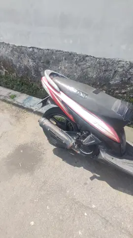 Beli motor vario karbu  di Facebook.  #vario #variomodifikasi 
