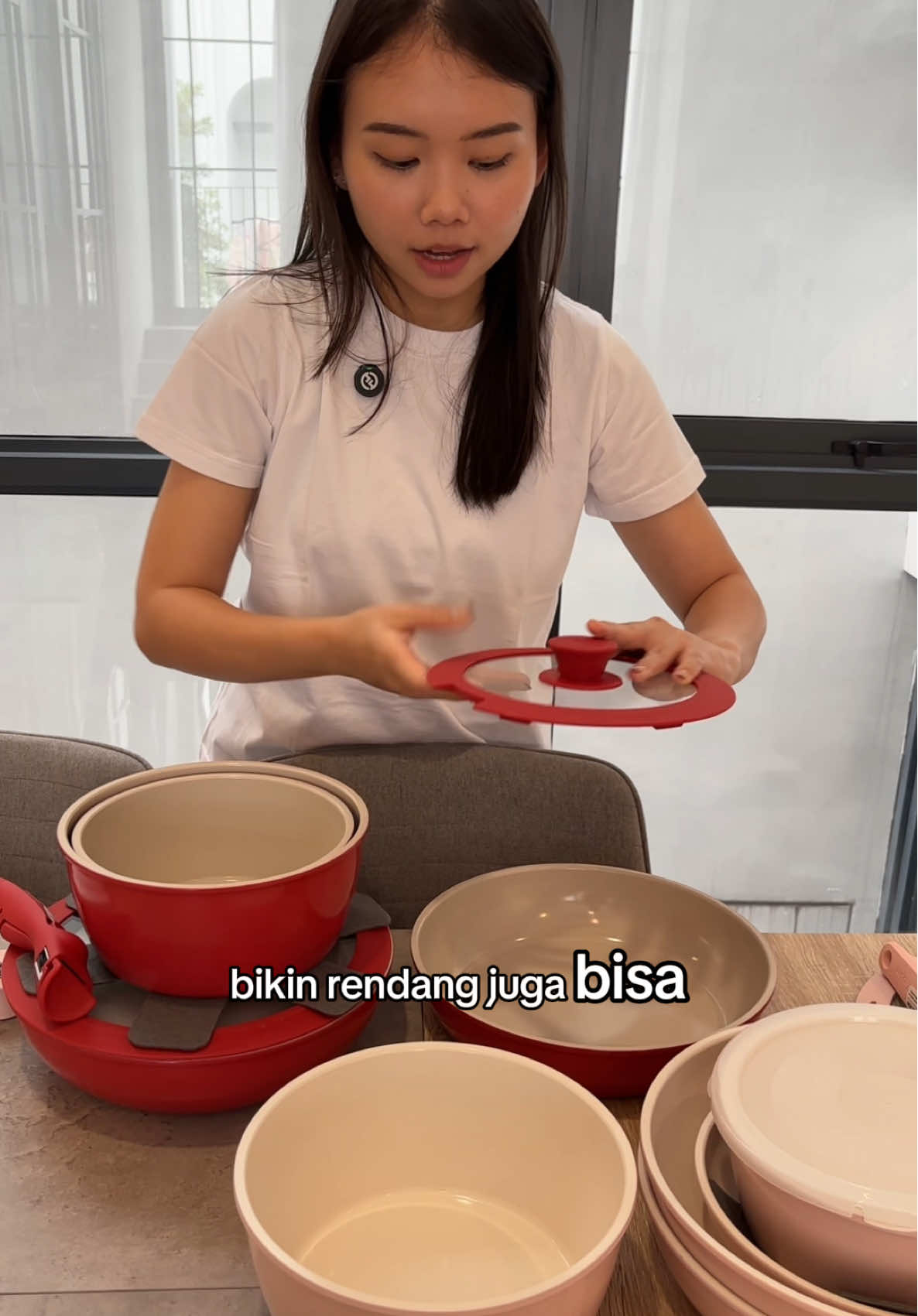 Wajan anti lengket Ceramic! Bahannya sehat, awet, anti lengket! Udah dapet free 2 sutil premium tebal, konsepnya hemat tempat penyimpanan dan bergaransi 1 tahun #panci #wajan #wajanantilengket #redchef 