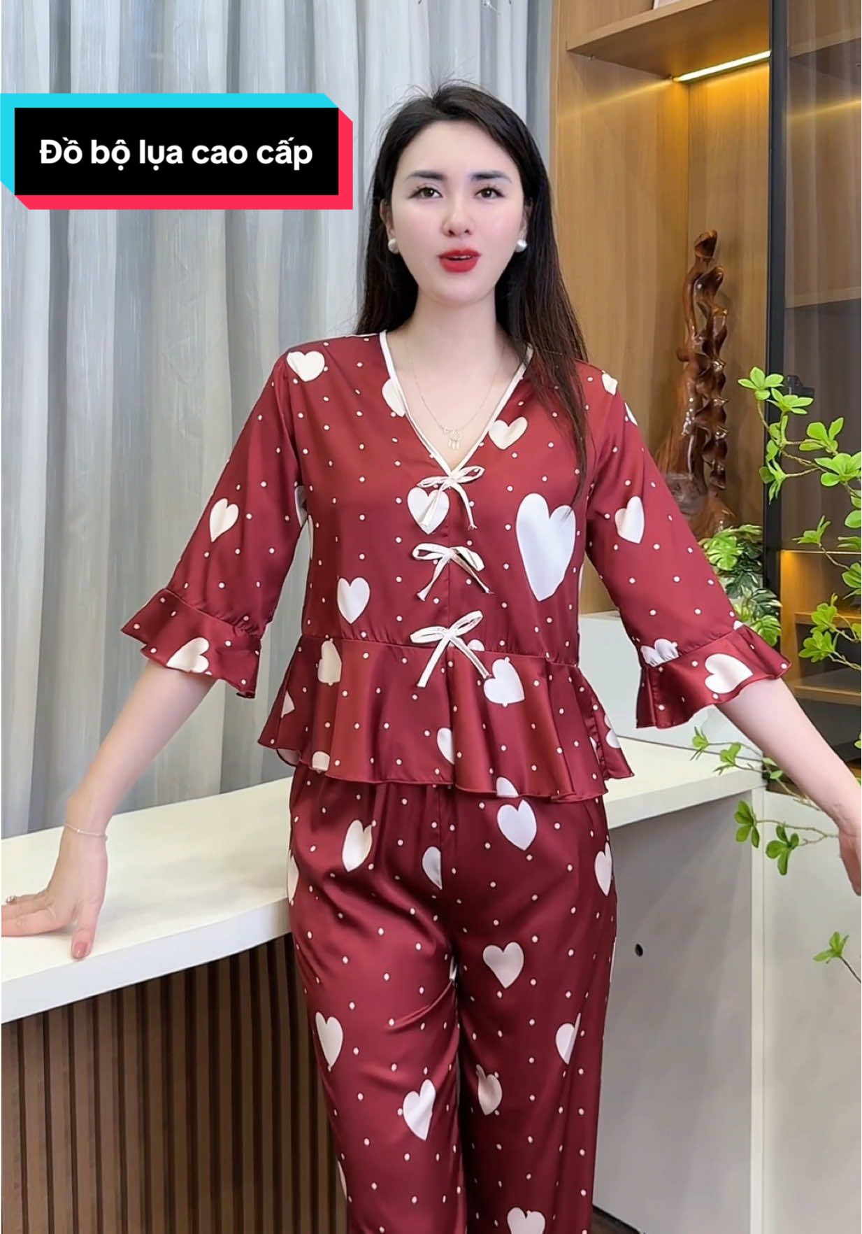 Đồ bộ lụa mặc nhà chất mát thôi rồi các bà ạ #thudongxudaily #dobo #dobomacnha #lualatin 