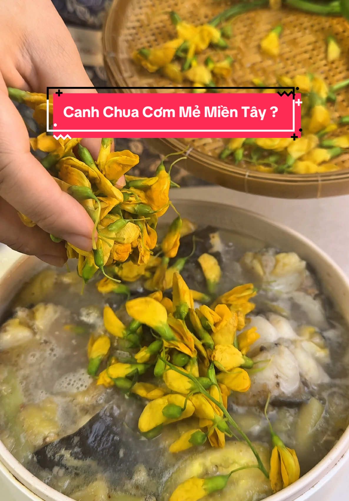 sống ở Miền Tây chắc ai cũng một lần ăn canh chua cơm mẻ, cái vị chua của nó lạ lắm luôn kìa, hổng có giống như chanh me hay là dấm đâu  ##bepcuagiao##mukbang##canhchua##canhchuacomme