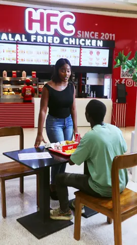 😮‍💨🥳 C’EST MAL BON 🎉🎊. Vos burgers vous attendent dans votre fast food à Playce Marcory #HFC #CôteDIvoire #Abidjan #FoodLovers 