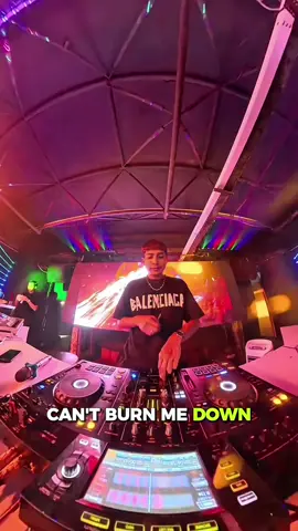 Burn Me Down 🔥 Lagu Kebangsaan gak ni 😈
