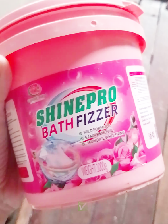 Tanggal ang mantsa sa mga puting damit pag ito ginamit mo 😍 #shineprobathfizzer #shinepro #fyppppppppppppppppppppppp #fyp 