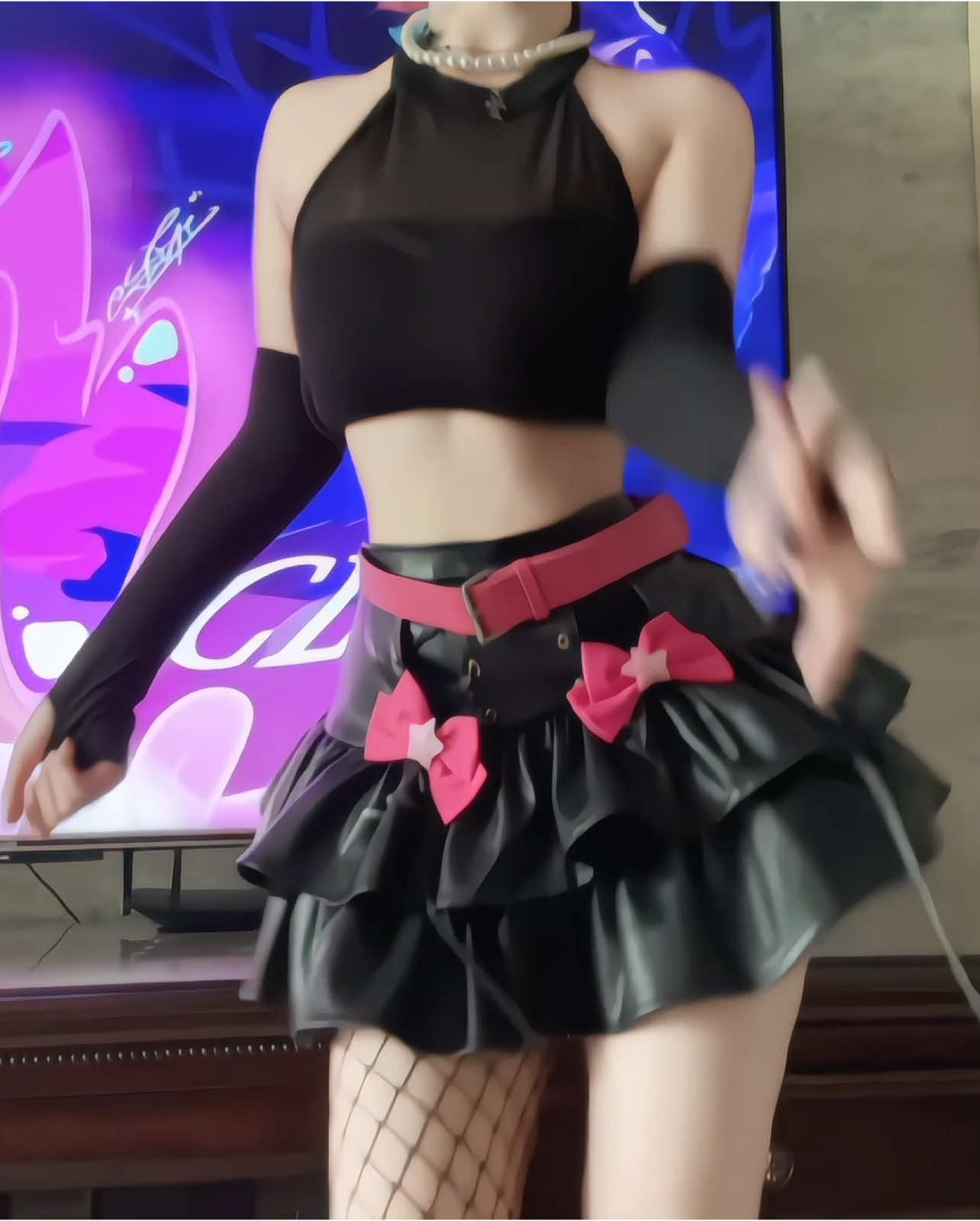 宝宝跟我谈 玩什么游戏都给你出cos #麦晓雯 #丝柯克 #saber #变装 #xuhuong #cosplay #fyp #douyin 