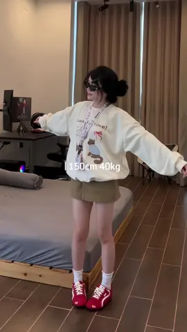 outfit này dễ thương 🫶🏻 #fyp #xuhuong #xh #sweater #boxy 