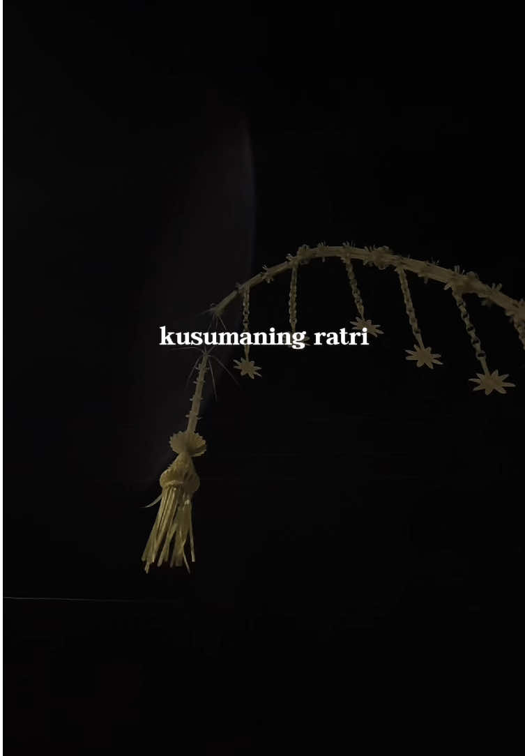 Kusuma wijaya - Janur eraa - Adat Jawa🥹 #kusumawijaya #janurkuning #adatjawa #dekorasiwedding #xybca 