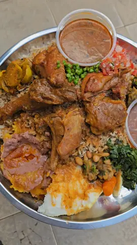 Tell me you’re in Kampala without telling me you’re in Kampala 👉🏽 lusaniya for 3 #LusaniyaVibes #lusaniya #UgandaFoodie #StreetFoodMagic #BestInKampala 