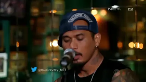 SUPERMAN IS DEAD - LADY ROSE #supermanisdead #musiceverywhere #punkrock #fyp #rockabilly 