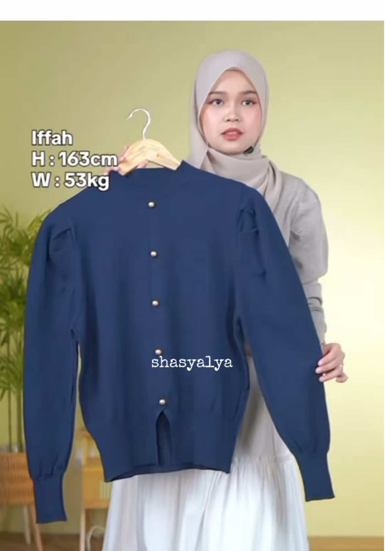 Cantikk sungguh Velina Puff Plain Cardigan ni,knitwear cantik harga mur mur#knitwear #knitwearoutfit #knitwearfashion #bajuknitwear #fyppppppppppppppppppppppp 