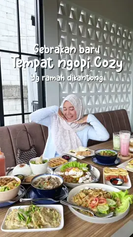 RECOMENDASI NONGKI ALA CAFE‼️ Haiii... tau gak sih ?? Tiba - tiba banget ada tmpt ngopi super cozy dgn harga menu start 5K aja. Hampir gak percaya karna dgn tmpt yg strategis varian menu yg banyak ada spot sunset yg nyaman tapi harga menunya masih ramah dikantong... GRAND OPENING diskon 10% dine in dan take away *s&k @HD_Kopi  📍HD KOPI Jagalan Selomerto Open 10.00 - 20.00 WIB Grab - HD KOPI & FOOD Selomerto shopee Food -HD KOPI food & drink #HDkopi #kulinerwonosobo #wonosobozone #kulinerwonosobounik #kulinernusantara   
