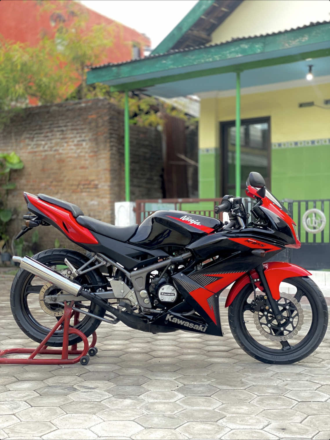 Cek sound ninja 2014 merah , mesin joss jaminan 1000% 🔥🔥 #ninjarr #ninjass #2stroke #kawasakininja #ninjarr150 
