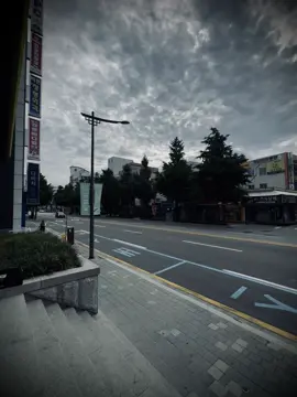 Phải mất bao lâu nữa thì ta mới đủ tỉnh táo để xót thương cho chính mình..#xuhuong #tamtrang #vairal #flopvcl #fyp 