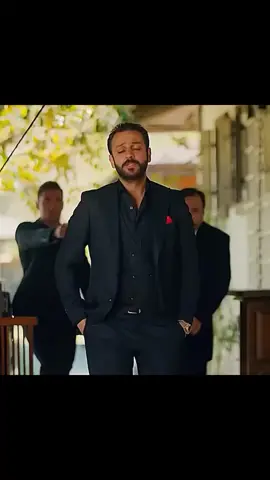 Tavuğun g*tüne dönmüş😂 #9babaev 