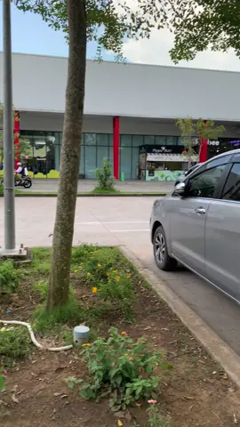 Đii ăn jollibe mà sợ gặp giao thông quá :)) @Bipo @KhánhMinhh✈️ @C.Thịnhh✈️ #baokhang #84travinh #xhhhhhhhhhhhhhhhhhhhhhhhhhhhhh #xediendo #xediendovietnam 