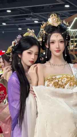 wususu&xiaoyueyue#chinesegirl #hanfugirl #hanfu 