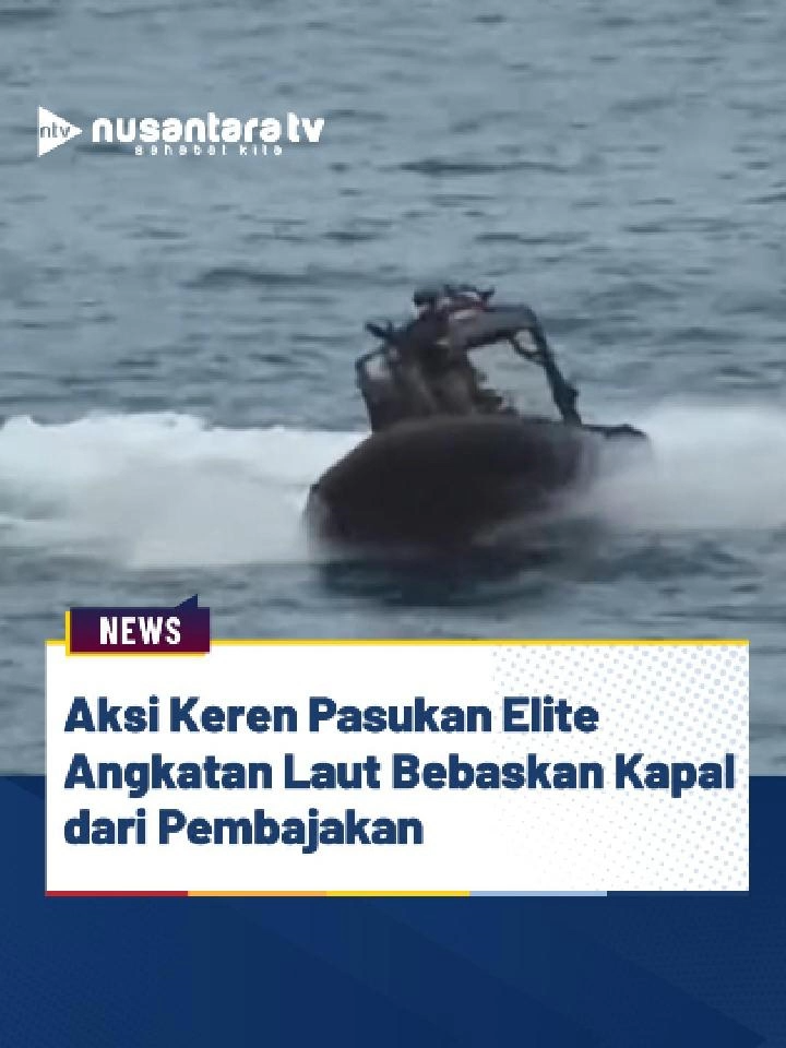Presiden Prabowo Subianto menghadiri Sailing Pass TNI AL 2025 di Markas Komando Lintas Laut Militer, Jakarta Utara, Kamis (2/10/2025). TNI AL melakukan unjuk gigi saat menghadapi peperangan laut. Sejumlah prajurit terbaik turun tangan menyelamatkan sebuah kapal dagang yang diancam diledakkan bom. Perang berlangsung di Teluk Jakarta. Dalam parade ini, berbagai alat utama sistem persenjataan (Alutsista) TNI AL diperlihatkan kepada publik, memperlihatkan kesiapan dan profesionalisme pasukan untuk menjaga kedaulatan negara.  (en) #tni #pasukankatak #denjaka #presidenprabowo #nusantaratv #nusantaratvsahabatkita