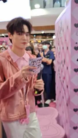 น่ารักกกกกกกก  PTTP x SANRIO #CENTRALSANRIOxTEETEEPOR #ป๋อตี๋ตี๋ #teeteepor  #Porsuppakarn #twnpich 