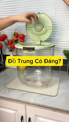 Hũ đựng gạo tiện lợi. #giadungtienloi #hudunggao #xuhuongtiktok #giadungtienich #giadung 