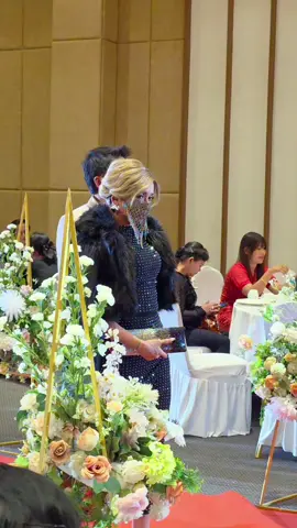 မျက်လုံးလေးပဲမြင်ပြီး ခန့်မှန်းရခက်နေတဲ့သူတွေအတွက်... #who #who? #ဒီတစ်ပုဒ်တော့fypပေါ်ရောက်ချင်တယ် #fyp #foryoupage #nyinanda77 