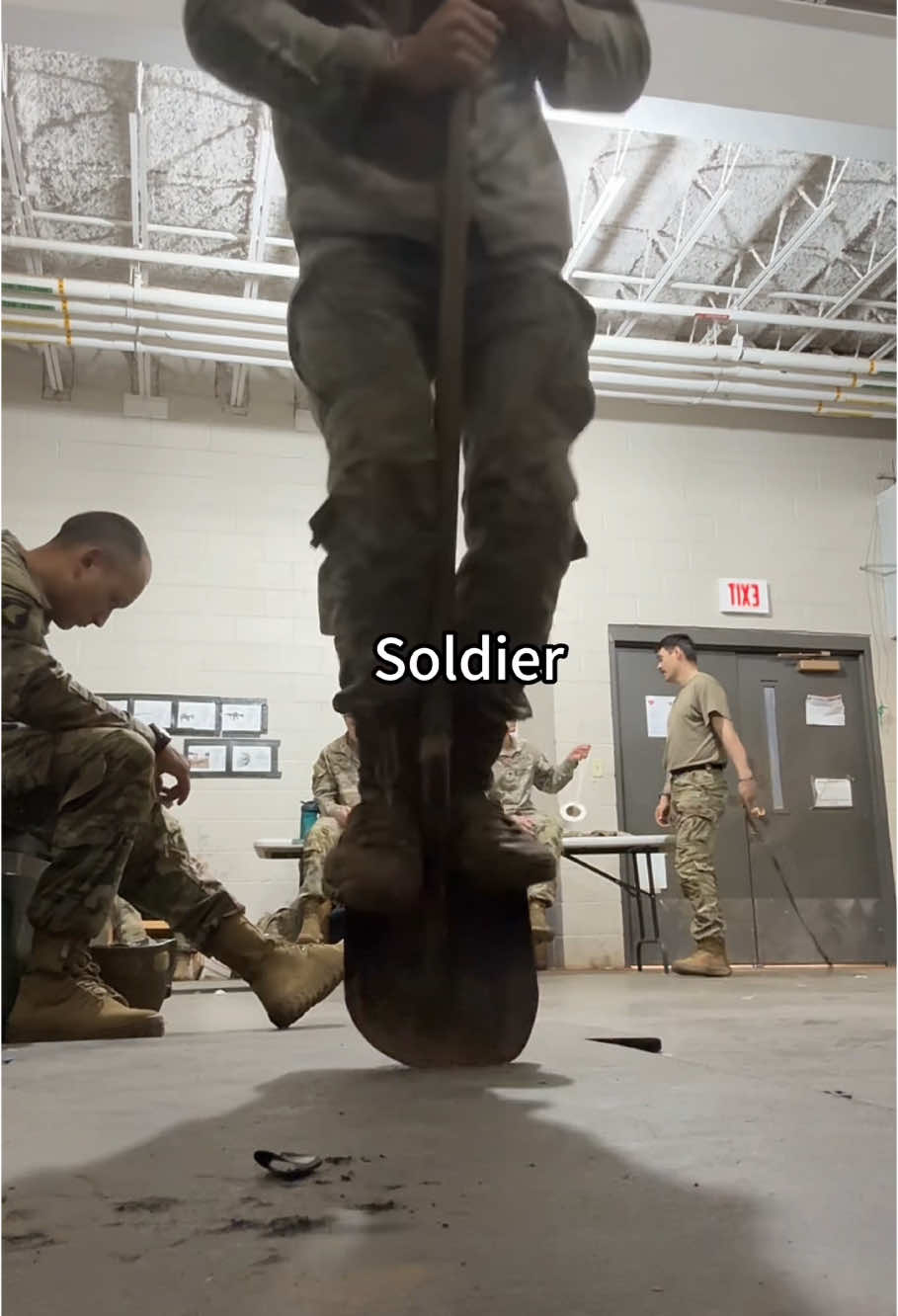 Funny soldier 🤣😂#soldier#funny#army#usaemy#tiktok #accident #fyp