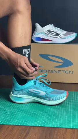 Ini dia Ninete Haze Vision 1.0🔥, rekomendasi buat pelari pemula berkat kombinasi upper ringan dan midsole empuk!. @910 Nineten Shoes Official  #pelarikontenbinsik🏃‍♂️ #910shoes #910nineten #910running #fypage 