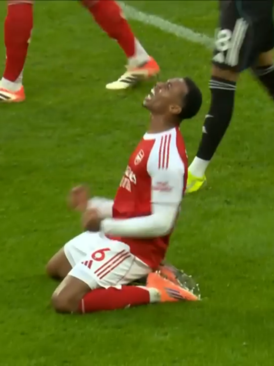#isaiahdancer #arsenal #viral #pl #bukayosaka 