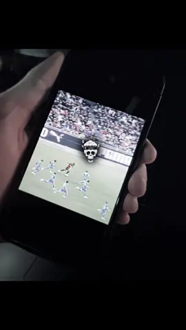 Leao vs 7 Players 🥶🔥 #rafaelleao #modric #football #footballtiktok #fyp 