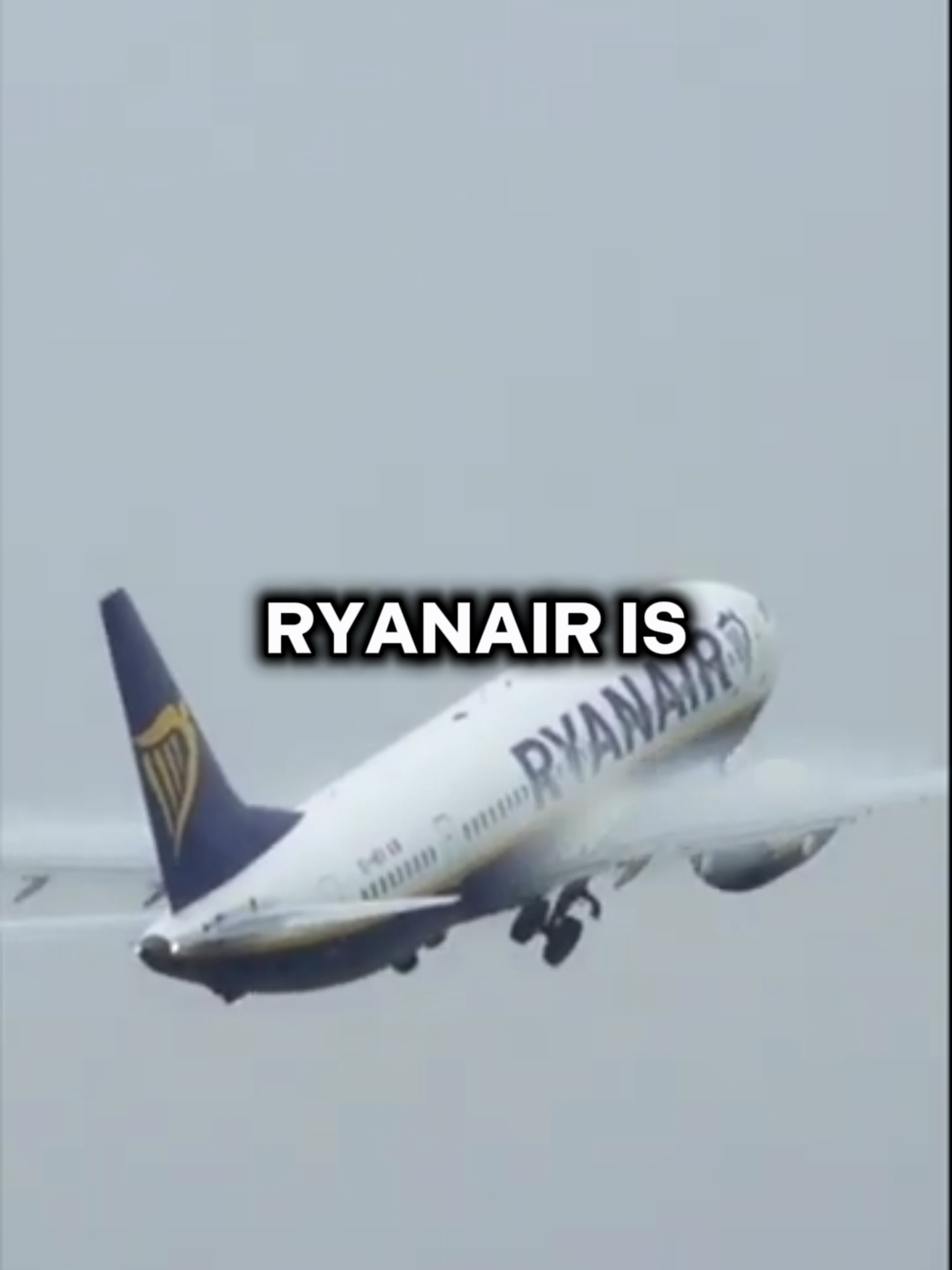 Why do Ryanair pilots land so hard?  #ryanair #airlines #airline #plane #boeing #boeing737 #aviation #aviationlife #aviationdaily #aviationtiktok #planelovers #aviationlover #aviationgeek #aviationlovers #boeinglovers