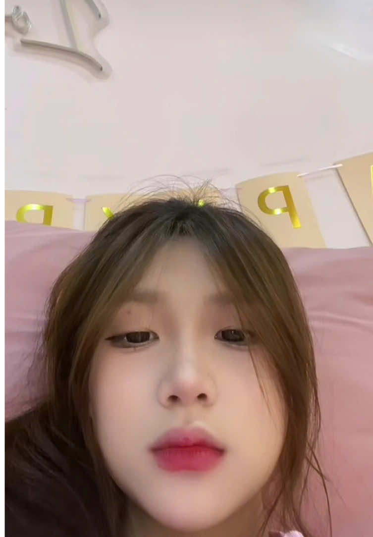 wtfhejebsubsbsbjjshsvshsv #viral 