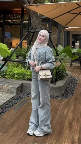 #OOTD #outfit #ootdhijab #outfitideas #trend 