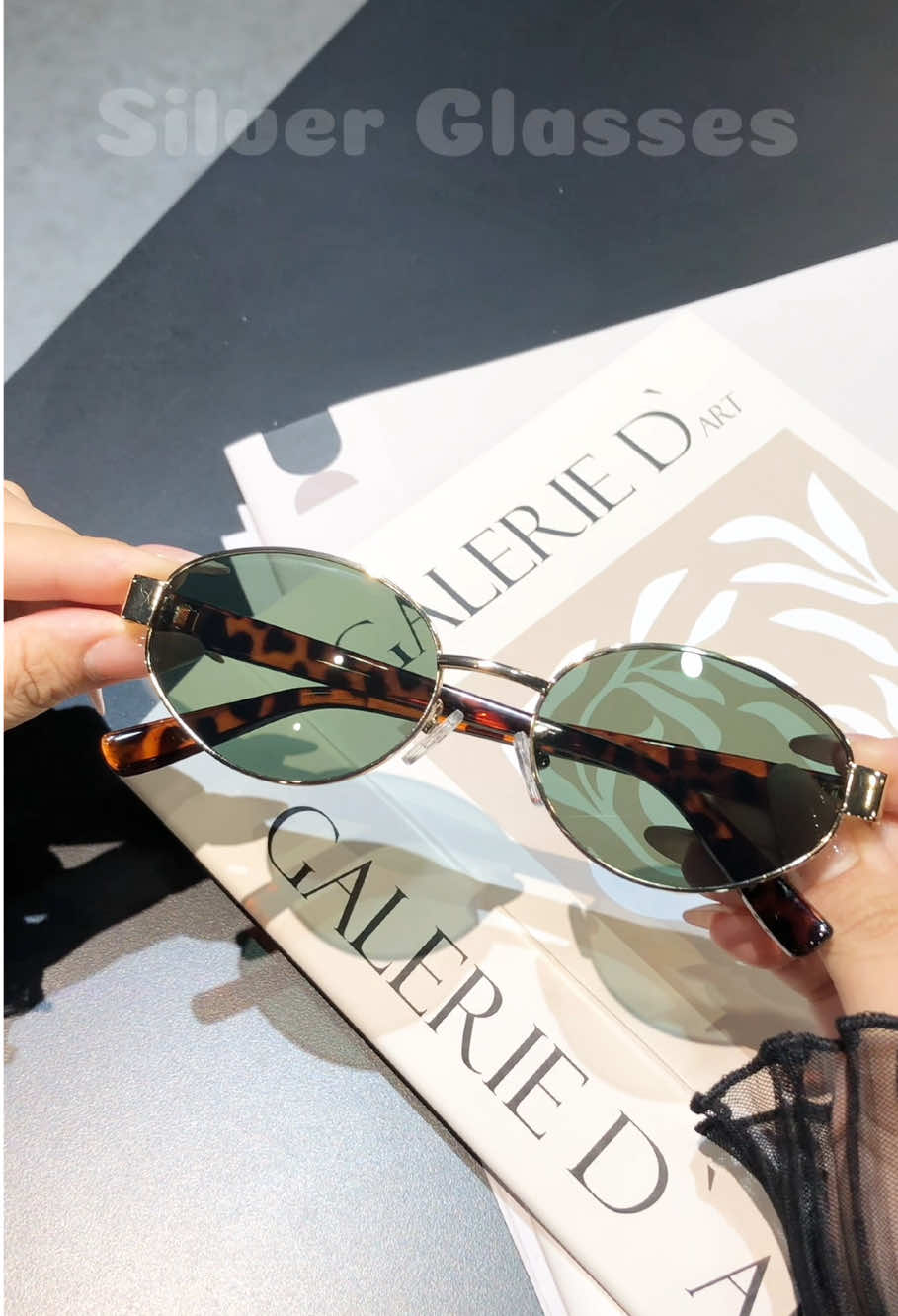 Kính râm tròn#kínhthờitrang #xh #kínhmắt #kínhrâm #flypシ #outfit 