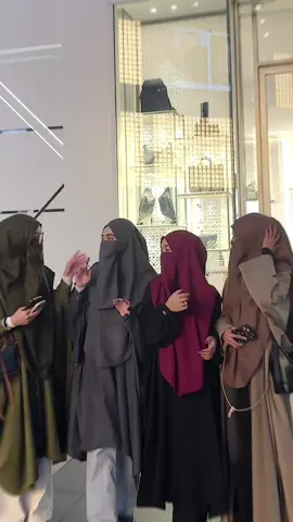 #CapCut #mayahijab #mayaaaddrianna #masyaallahtabarakkallah #allahummabarik 