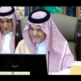 لم يغر فيك جمالك ولا بريق ذكائك ولا علو نسبك لم ترفع صوتك على احد حتى عدوك و لم تمل في طلب الحق فكنت انت رجل الحق #الامير_سعود_الفيصل #وزير_الخارجيه #المملكه_العربيه_السعوديه 