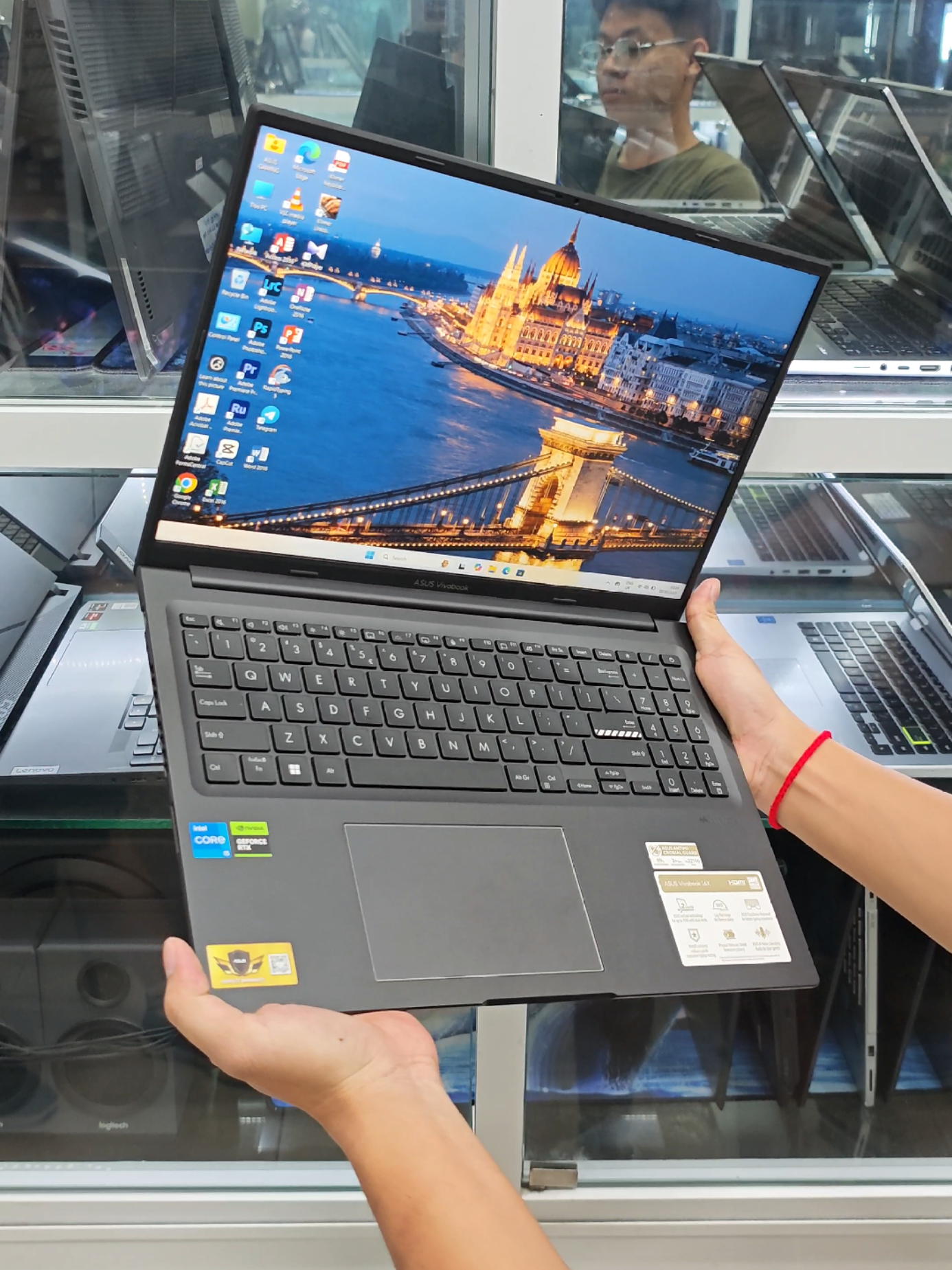 តម្លៃៈ​ 🎉499$🎉 ASUS VivoBook 16x (K3605ZF) 99% CPU: Intel Corei5-12500H ~ 2.5GHz (16CPUs) RAM: 8GB | SSD: 512GB  VGA: NVIDIA GeForce RTX 2050 (4GB) Screen: 16-inch FHD 144Hz Keyboard light  Adaptor Original  Free: Bag, Mouse, Mouse pad, Water cleaning ==================== Tel: 081736943, 012211692 (មានទទួលទិញ-លក់-វៃដូរ កុំព្យូទ័រគ្រប់ប្រភេទ) channels Telegram: https://t.me/mixbrandstorechannels Personal Telegram: https://t.me/BunlyTechnology Location📍: https://maps.app.goo.gl/D3uBhaati8xMo2h39 