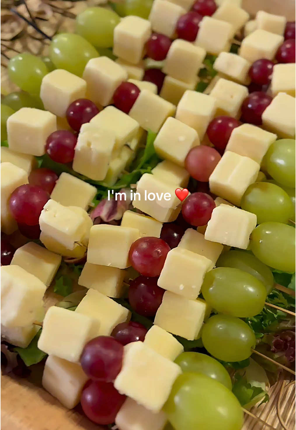 I'm in 💚 & I'm obsessed #CapCut #foryoupage #meisterküche #viral #catering 