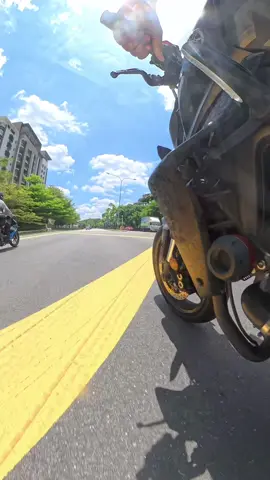 meh duduk view sini plak #mt09yamaha #mt09 