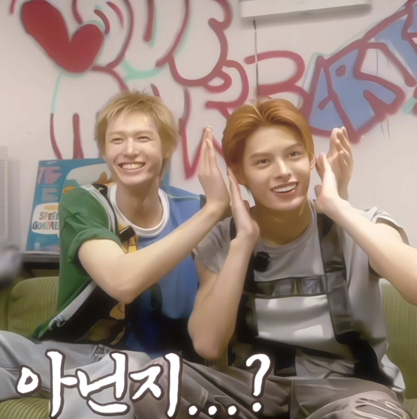 : 05 cạnh 08 mà nó lạ lắm >< #martin #james #marjames #cortis 