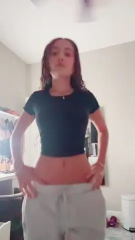 #fypシ゚viral #fitchecks #fit 