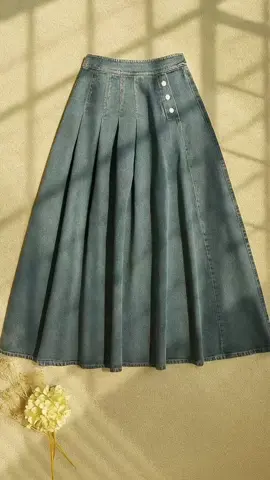 Jeans skirt cantikk😍 #rokkekinian #rokjeans #OOTD #rok #fyp 