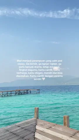Perempuan cantik di era sekarang memang banyak, yang sedikit itu yang mahal. Semoga setiap kita bisa menjadi bagian dari yang sedikit itu 🫶🏻