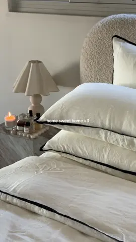 I love it here 🫶🏼🫶🏼🫶🏼🫶🏼 #apartmentherapy #Home #interior #aesthetic #studioapartment 